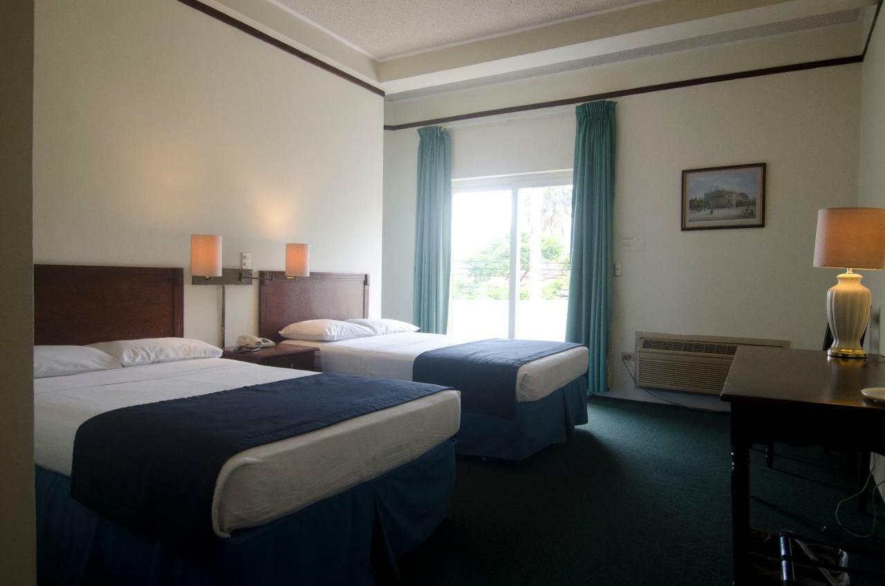 Hotel Berlin ซานซัลวาดอร์ ภายนอก รูปภาพ