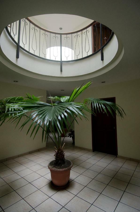 Hotel Berlin ซานซัลวาดอร์ ภายนอก รูปภาพ